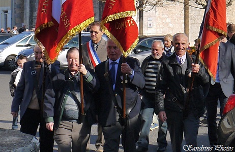 Commémoration du 11 novembre - Bouresse, 86 Poitou-Charentes (1)PF