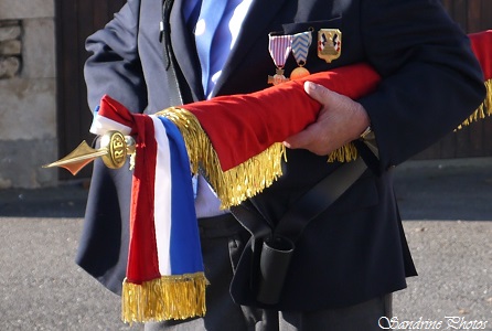 Commémoration du 11 novembre - Bouresse, 86 Poitou-Charentes (13) PF