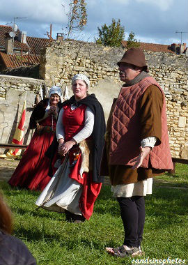 Fête médiévale au château de Gençay Fabliaux avec l`association Nouaillé 1356 - 29 avril 2012 (93)