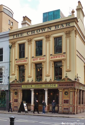 Irlande du nord-Belfast-Pub à l`ancienne, Old pub, saloon, The Crown Bar, 2014