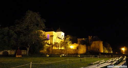 Nouaillé 1356- Aventure itinérante nocturne à l`abbaye de Nouaillé-Maupertuis Poitou-Charentes -1er juin 2012 