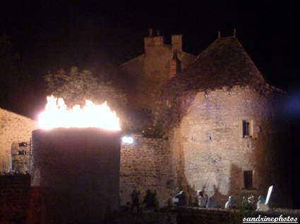 Nouaillé 1356- Coeurs en Bataille Aventure itinérante nocturne à l`abbaye de Nouaillé-Maupertuis Poitou-Charentes -1er juin 2012 (21) (5)