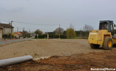 Parking Poids-lourds Bouresse Poitou-Charentes, travaux avril 2013 (50)