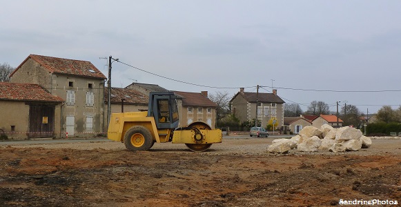 Parking Poids-lourds Bouresse travaux avril 2013 (53)