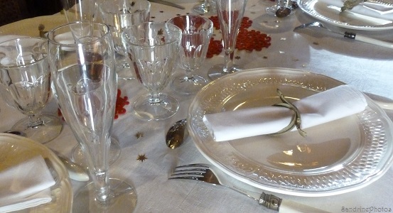 Table de fêtes, belle vaisselle, Assiette Pont-aux-Choux, Décoration d`intérieur, arts de la table, Noël 2013, Bouresse, Poitou-Charentes (1)